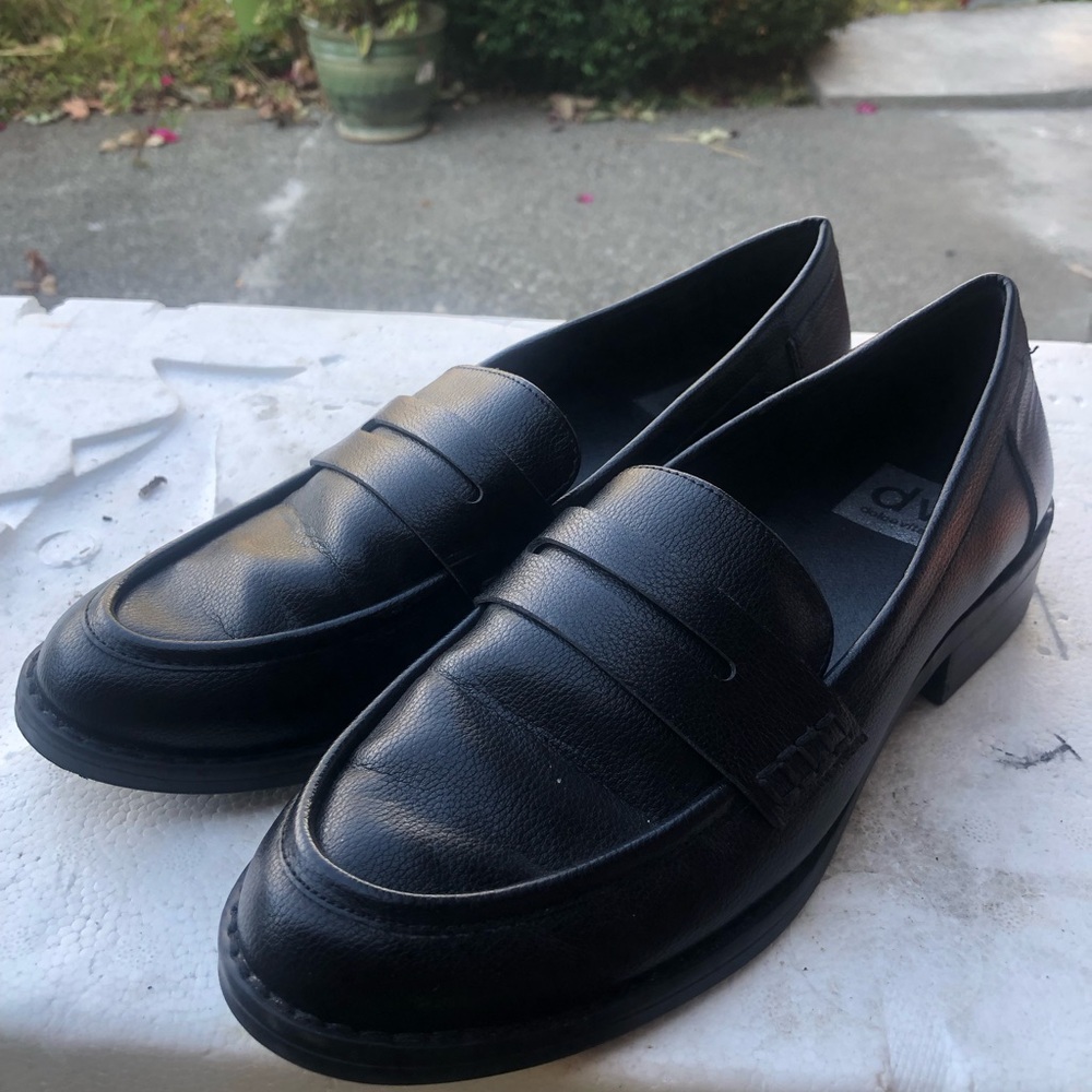 DV Dolce Vita  Pedal Women's Black Leather Loafer Slip On Shoes Size 8
